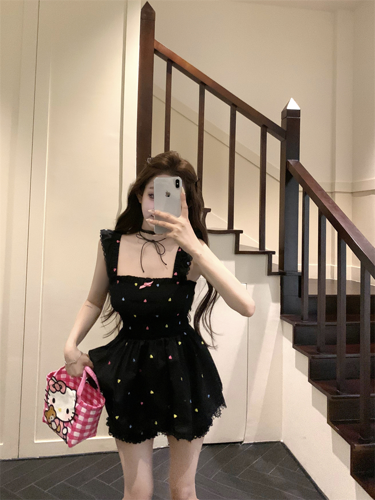 Embroidery doll shirt shorts a set for women