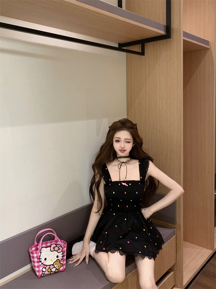 Embroidery doll shirt shorts a set for women