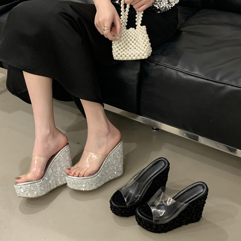 Slipsole slippers wears outside shoes for women