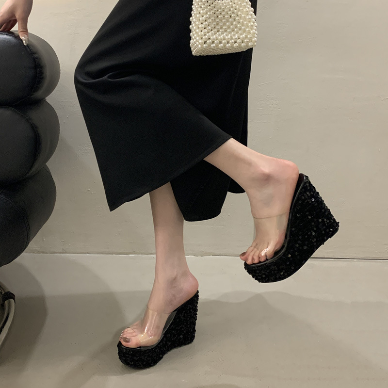 Slipsole slippers wears outside shoes for women