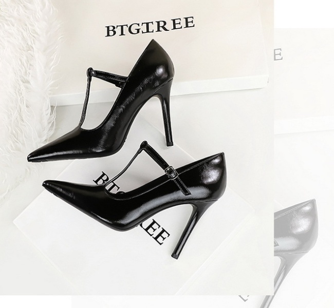 High-heeled T-shirt cingulate high-heeled shoes for women