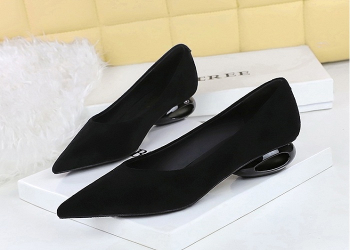 Pointed retro broadcloth temperament low shoes for women