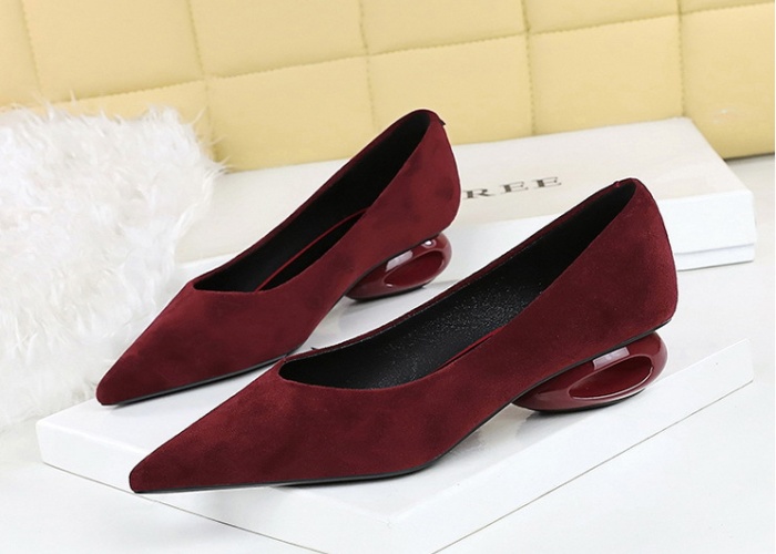 Pointed retro broadcloth temperament low shoes for women