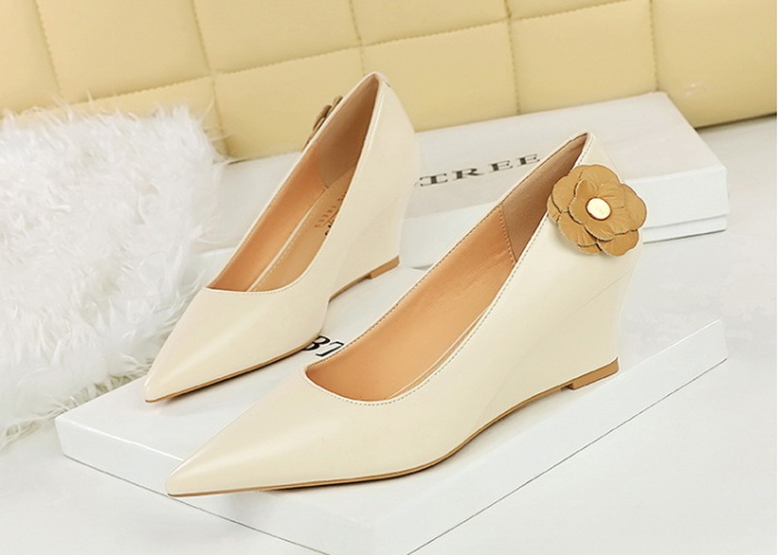 Flowers banquet high-heeled shoes Korean style shoes for women