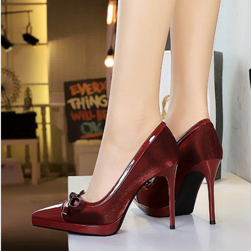 Pointed banquet high-heeled shoes bow European style shoes
