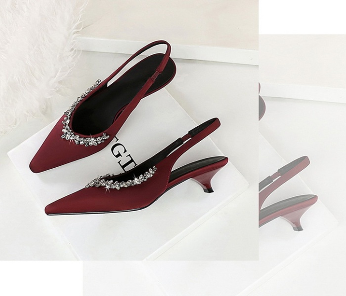 Pointed cozy chain rhinestone satin Korean style shoes