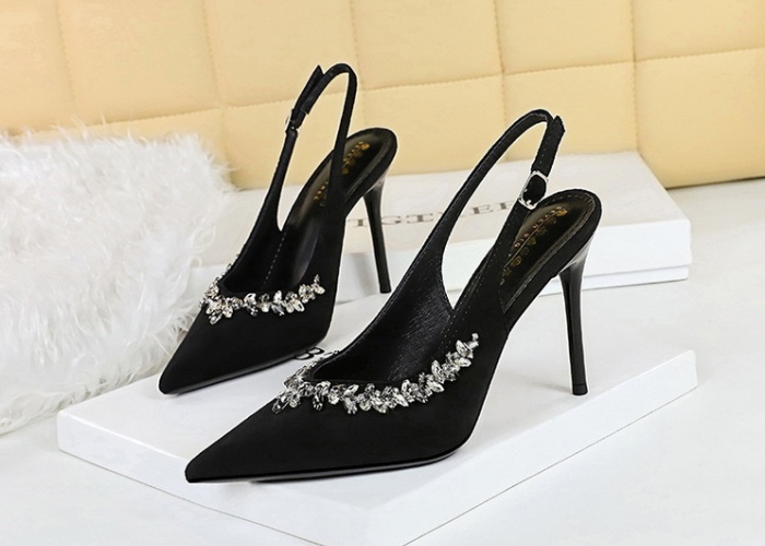 Pointed broadcloth shoes high-heeled banquet high-heeled shoes