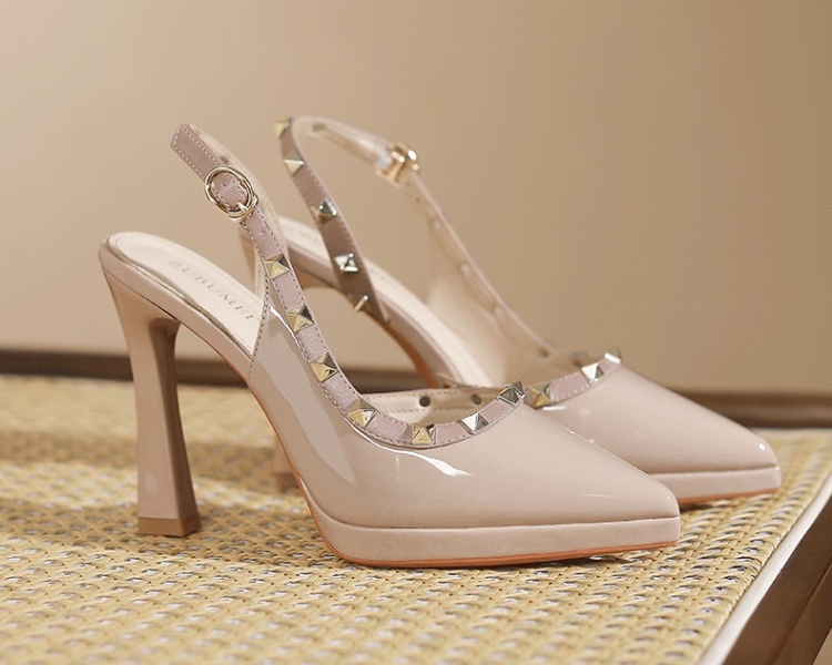 Fine-root pointed shoes high-heeled platform