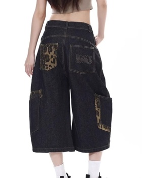 Large pockets work clothing short jeans for women