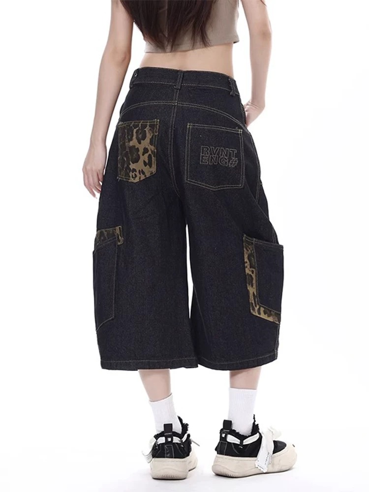 Large pockets work clothing short jeans for women