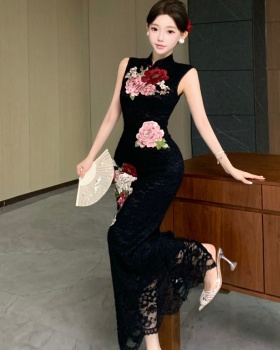 Chinese style retro cheongsam embroidery flowers dress