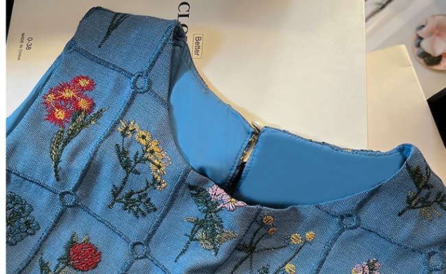 Mixed colors sleeveless tops summer small shirt for women