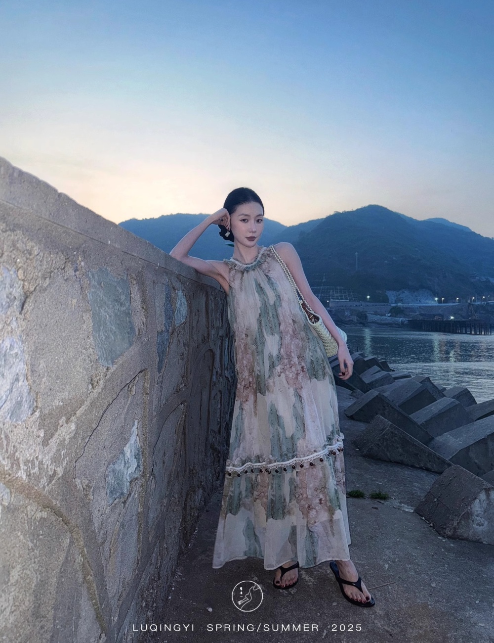 Retro summer printing long dress sleeveless halter dress