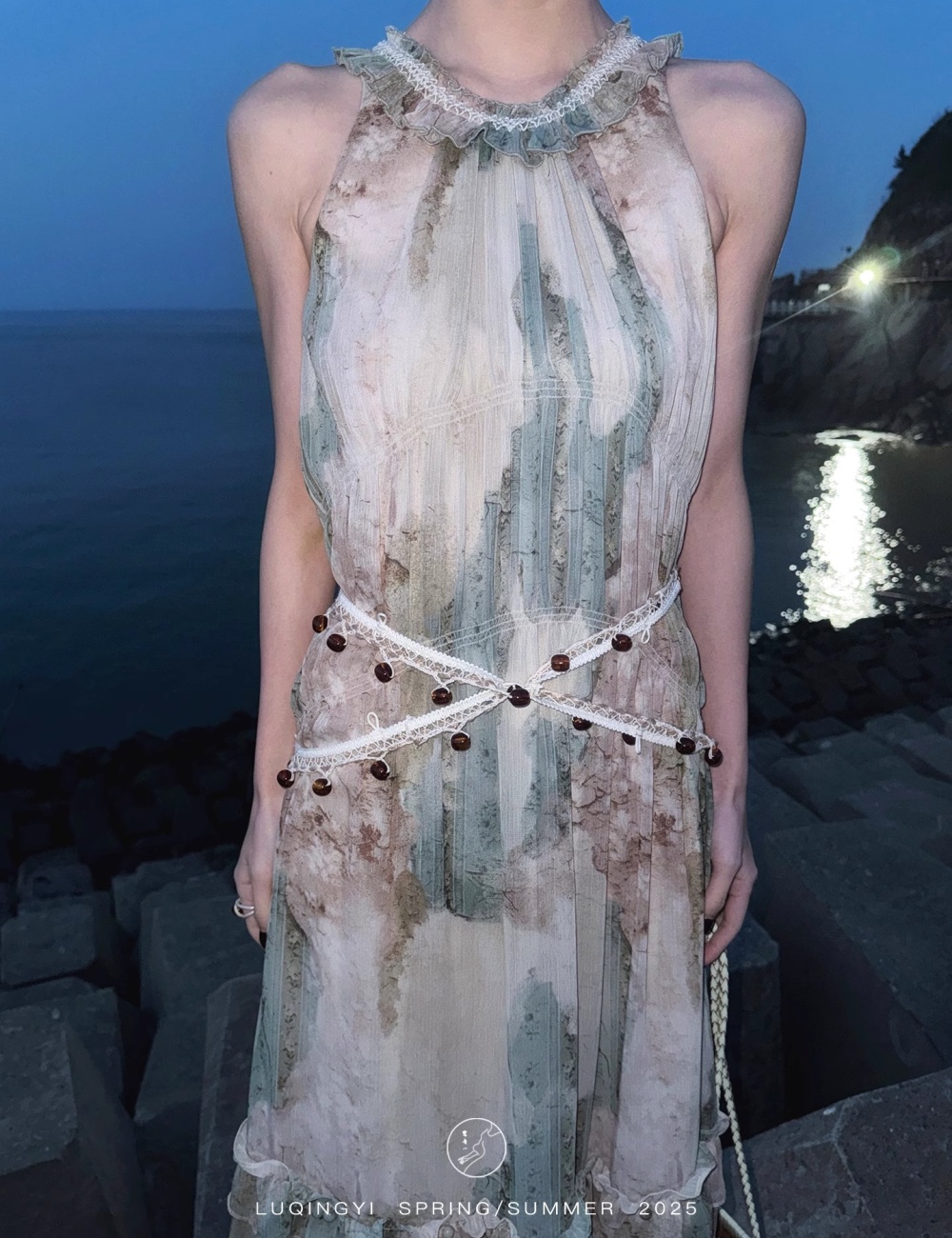 Retro summer printing long dress sleeveless halter dress