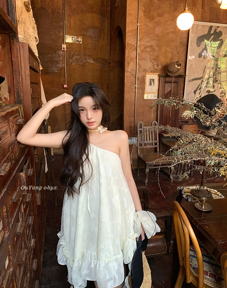 Lotus leaf edges sling sloping shoulder dress