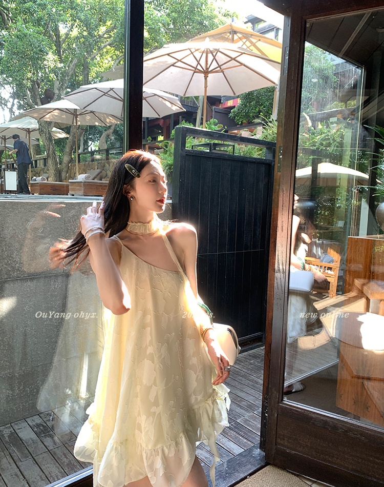 Lotus leaf edges sling sloping shoulder dress