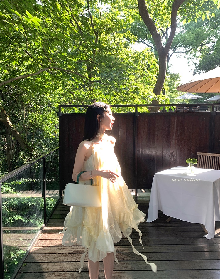 Lotus leaf edges sling sloping shoulder dress