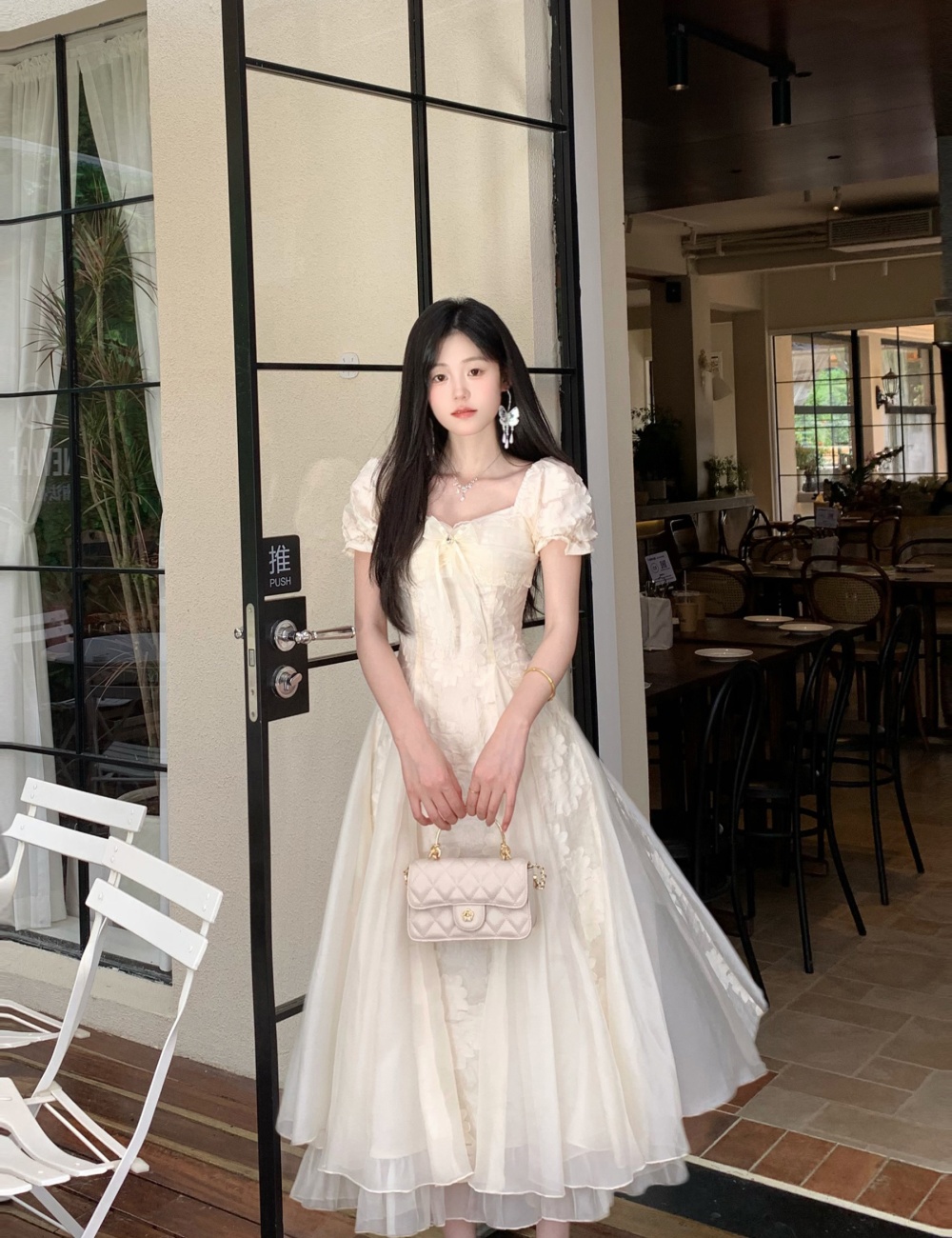 Retro France style thick and disorderly dress
