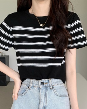 Simple knitted summer tops Korean style slim stripe T-shirt
