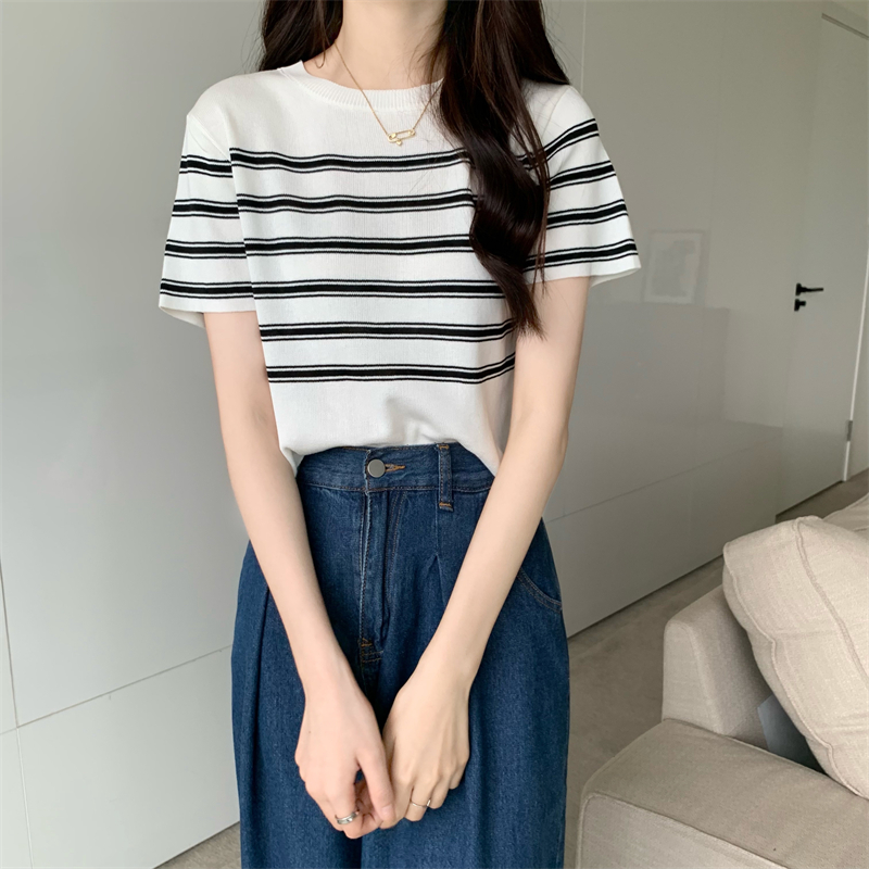 Simple knitted summer tops Korean style slim stripe T-shirt