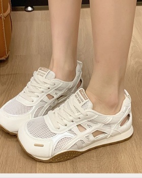 Summer sports shoes wears outside rome sandals