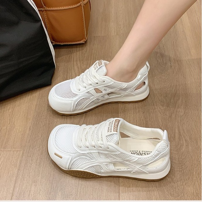 Summer sports shoes wears outside rome sandals