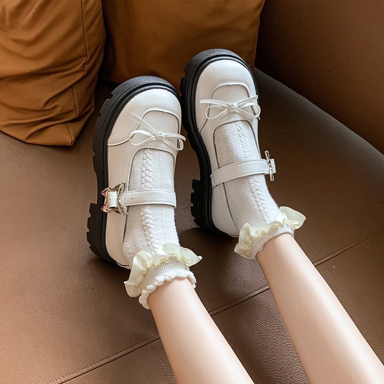 Spring and autumn lady leather shoes small shoes for women