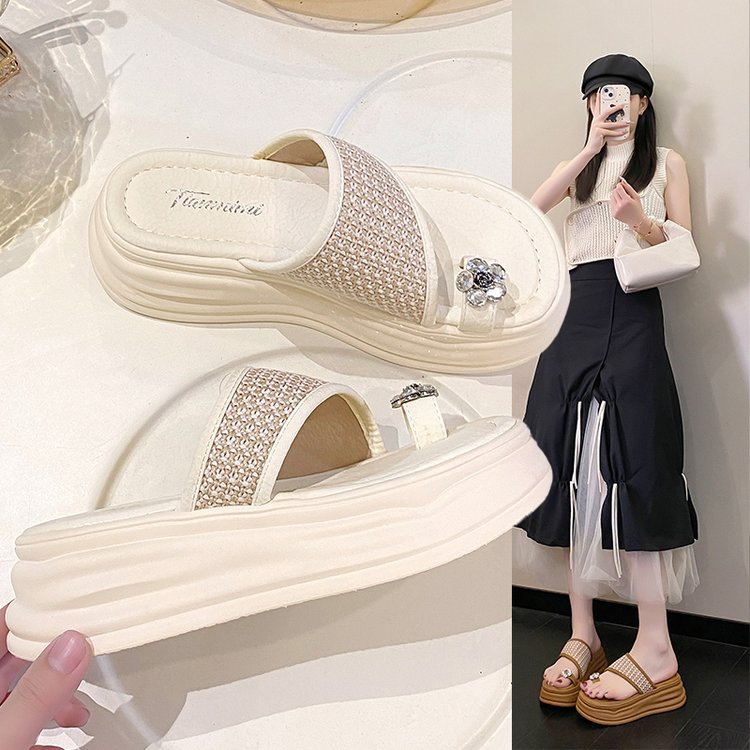 All-match thick crust  fashion high-heeled slippers
