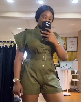 Conjoined sleeveless work clothing loose commuting shorts