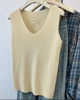 Sleeveless rhinestone summer knitted vest