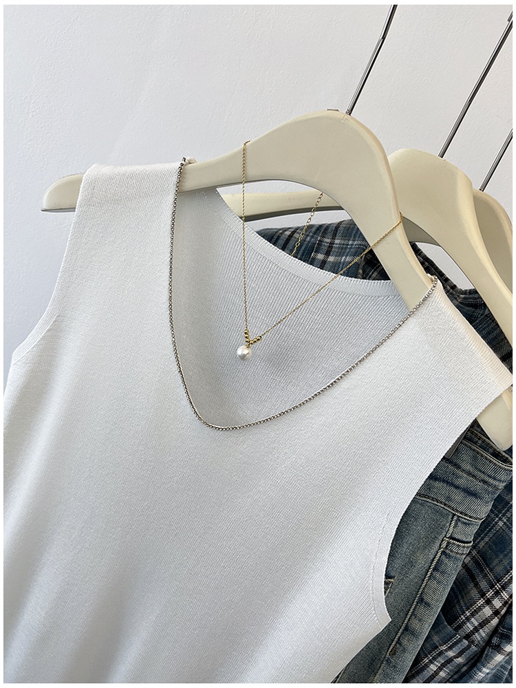 Sleeveless rhinestone summer knitted vest
