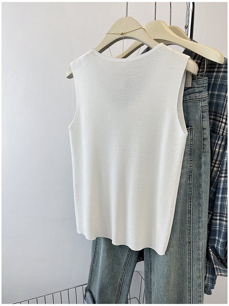 Sleeveless rhinestone summer knitted vest