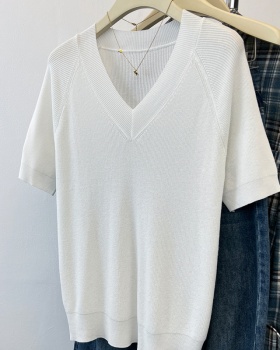 V-neck ice silk T-shirt short sleeve tops for women