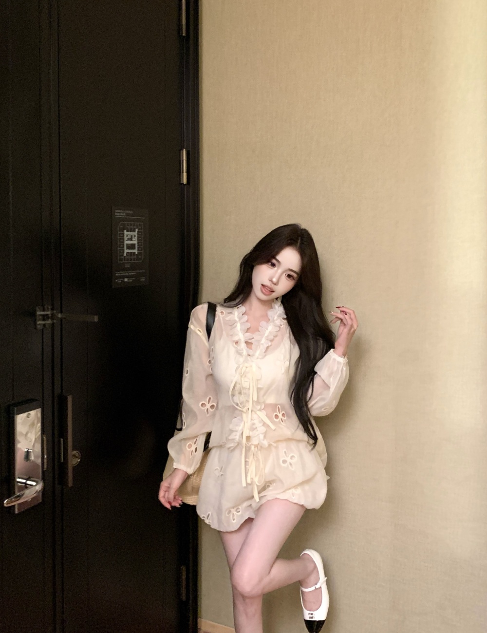 Lace shorts hollow shirt 2pcs set for women