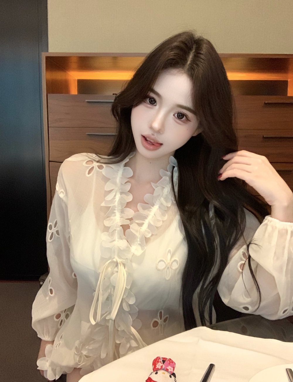 Lace shorts hollow shirt 2pcs set for women