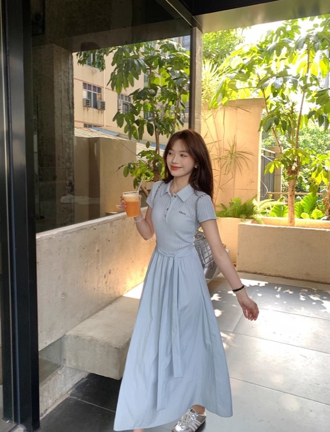 Summer short sleeve blue generous dress for women