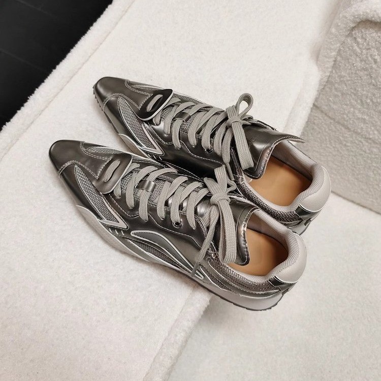 Silver France style shoes pointed Sports shoes