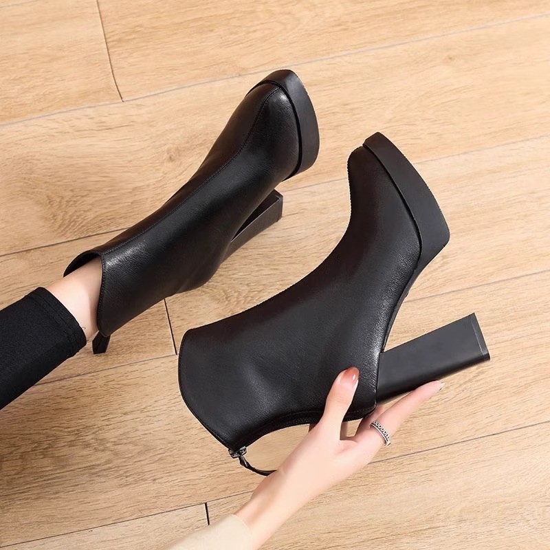Fashion low cylinder platform thick boots