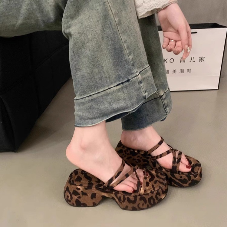 Thick crust summer sandals leopard slippers for women