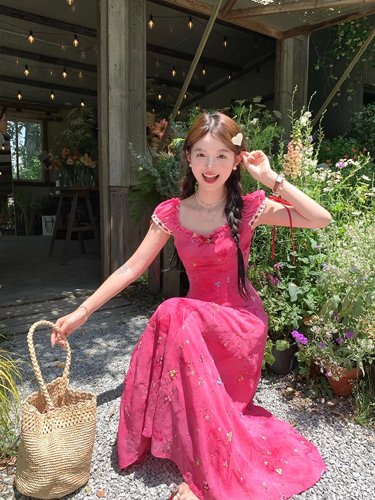 Embroidery tie dye rose-red dress