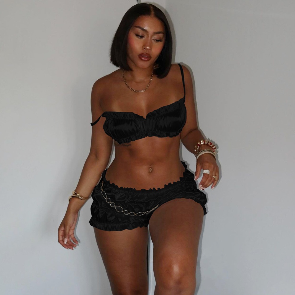 Sexy fold fashion slim summer shorts a set for women