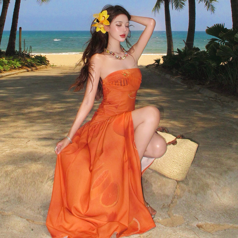 Temperament strapless slim vacation wrapped chest dress