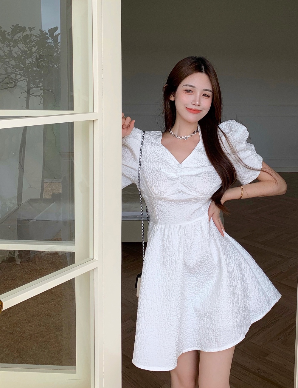 Romantic sweet personality puff sleeve crimp V-neck dress