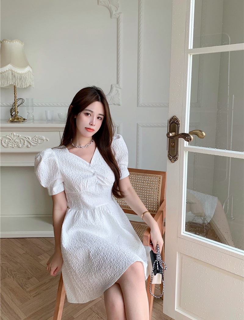 Romantic sweet personality puff sleeve crimp V-neck dress