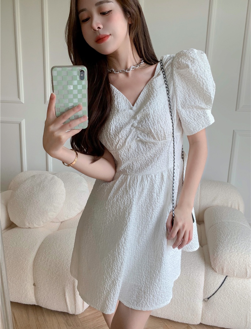 Romantic sweet personality puff sleeve crimp V-neck dress