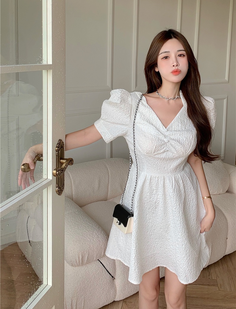 Romantic sweet personality puff sleeve crimp V-neck dress