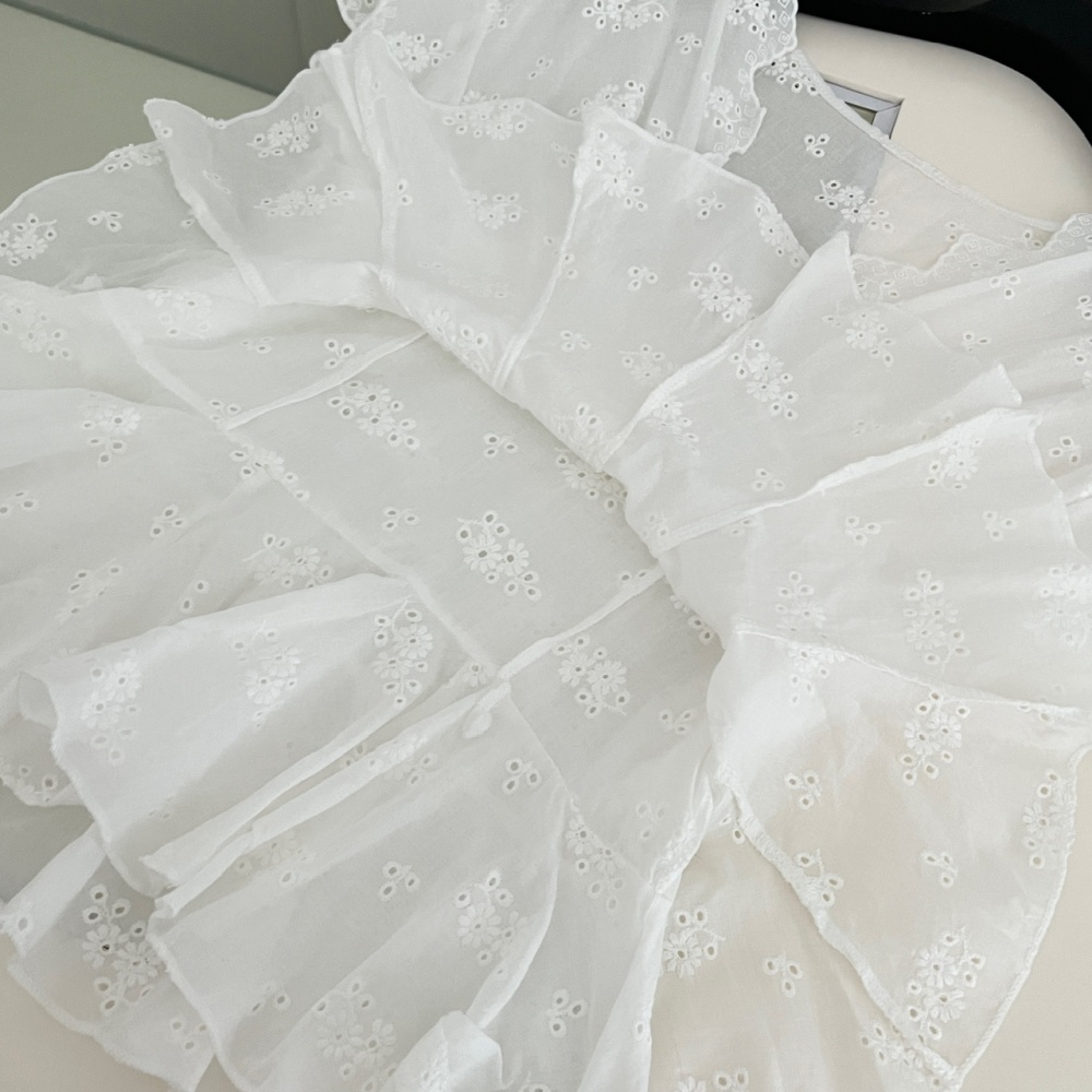 Embroidery V-neck tops summer short sleeve shirt