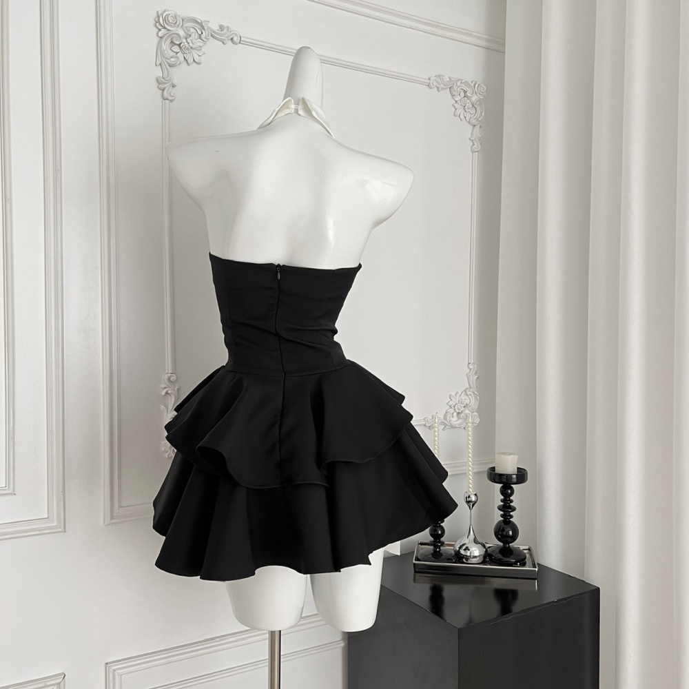 Pinched waist halter dress