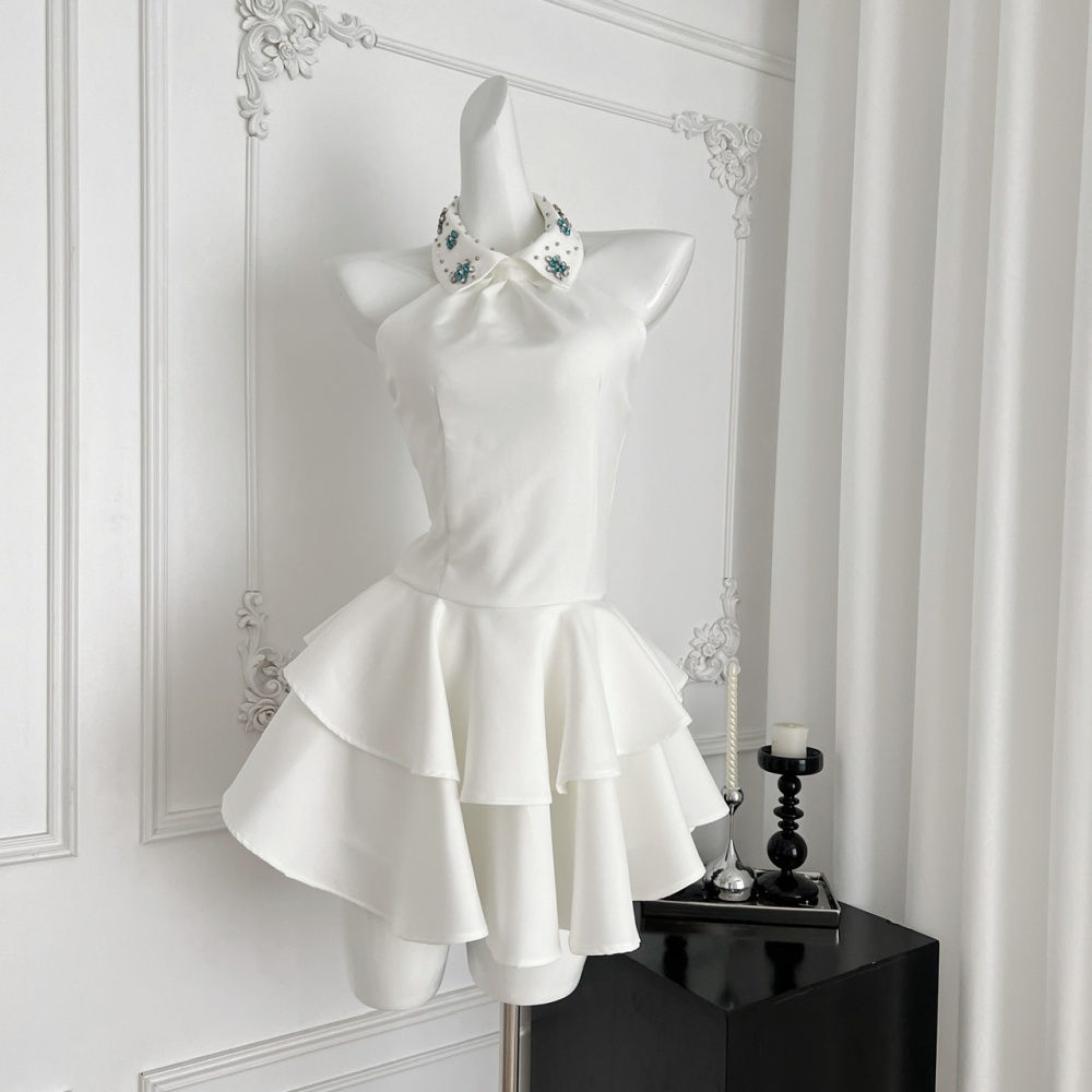 Pinched waist halter dress