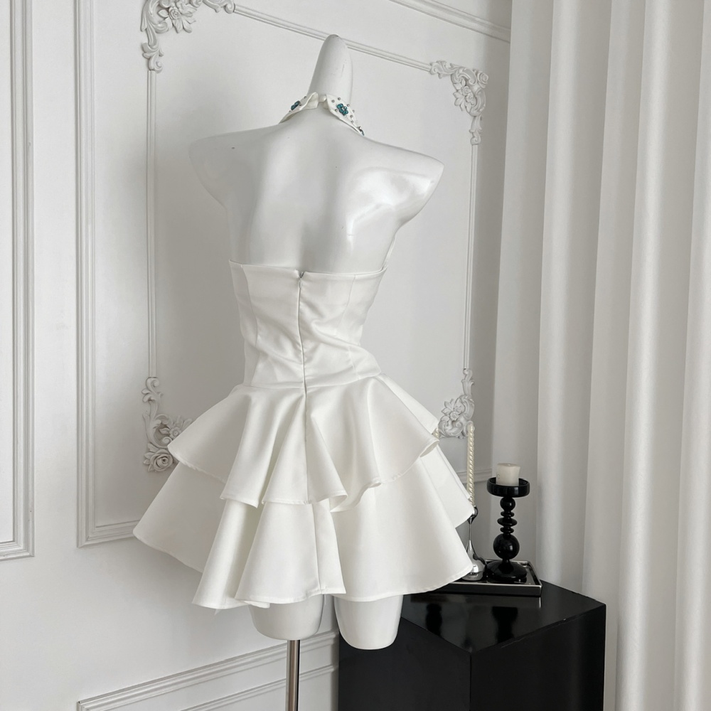 Pinched waist halter dress